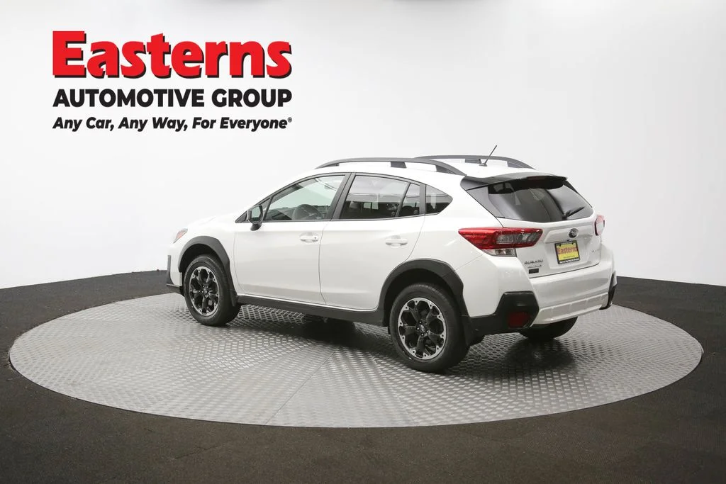 Used 2021 White Subaru Base image 63