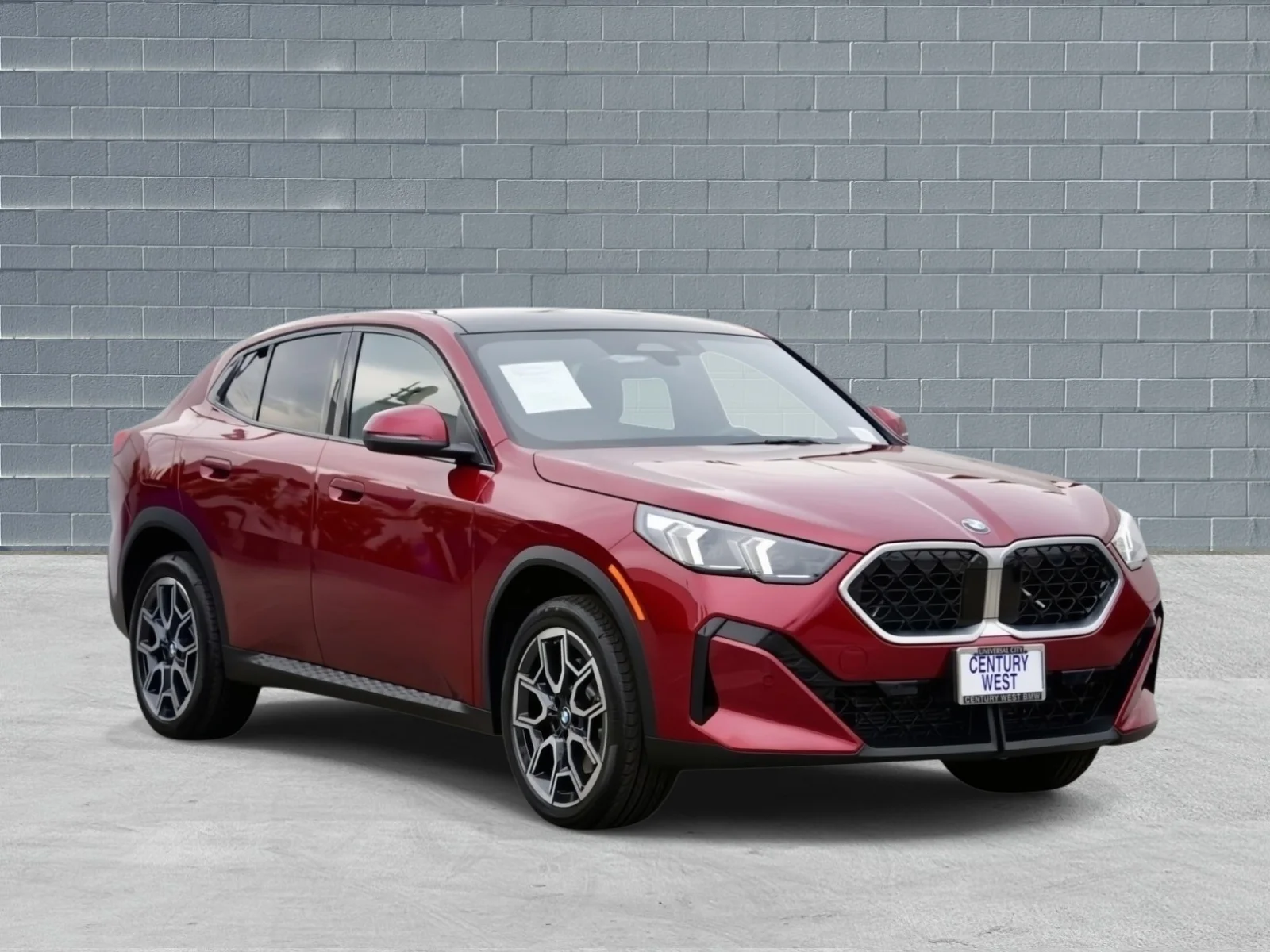 2025 BMW X2 xDrive28i's photo