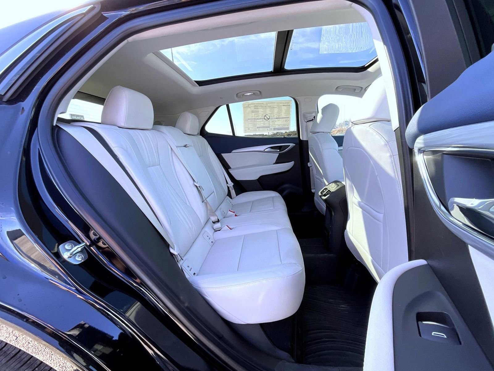 New 2026 Ebony Twilight Metallic Buick Avenir image 18