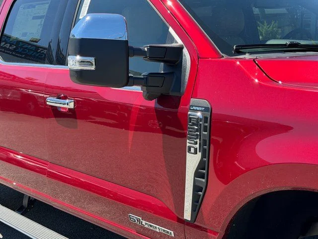 New 2026 Ruby Red Metallic Tinted Clearcoat Ford Lariat image 9