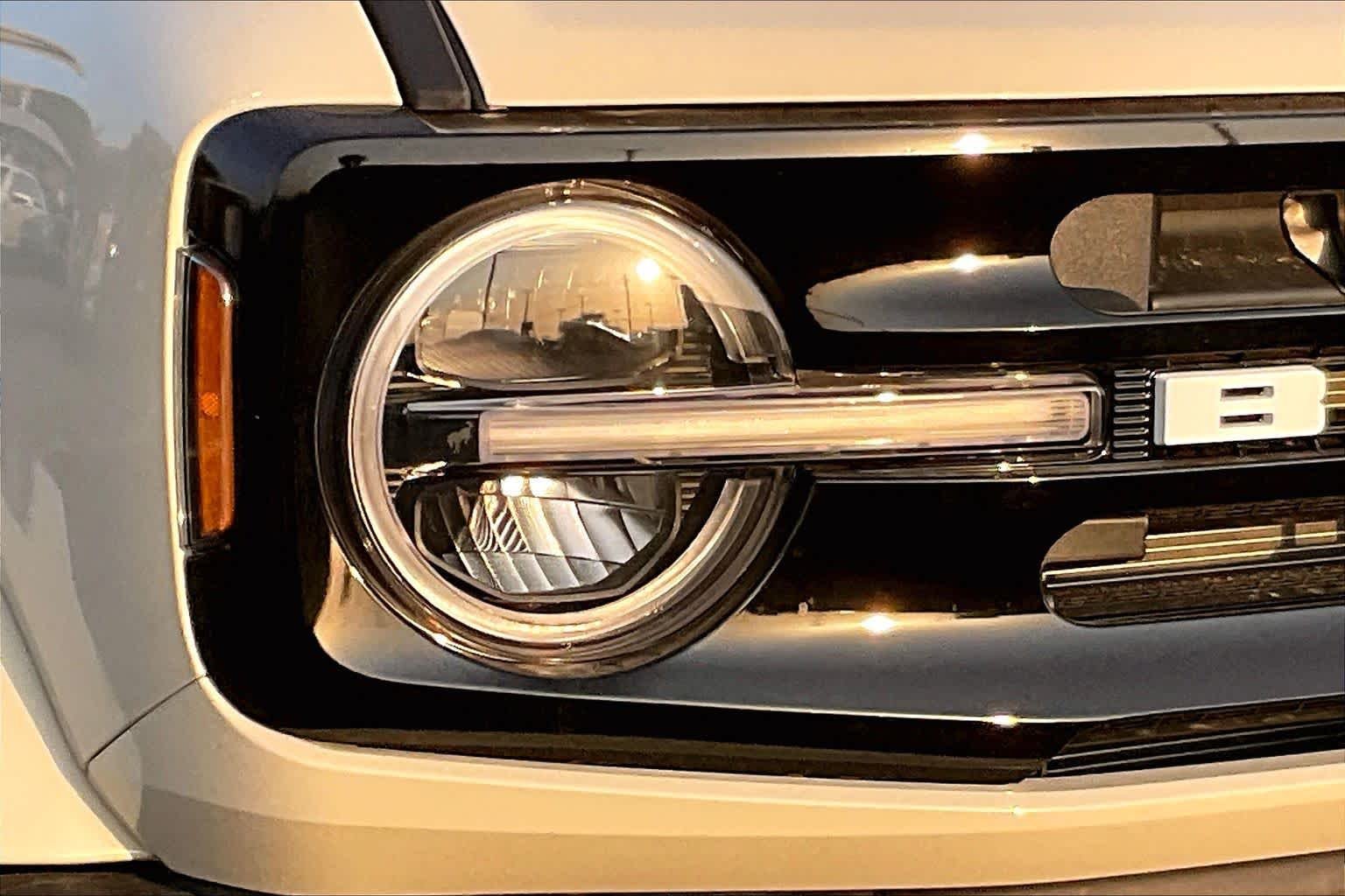 New 2026 Desert Sand Ford Outer Banks® image 10