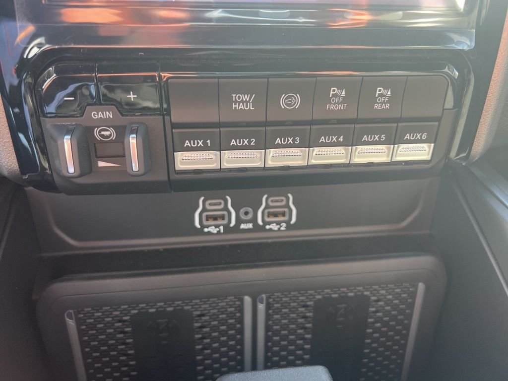 2025 RAM 2500 Big Horn - Photo 33