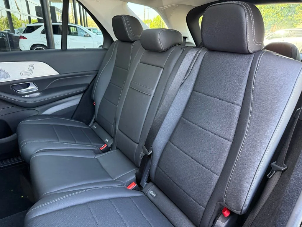 Used 2026 Black Mercedes-Benz GLE 450 image 14