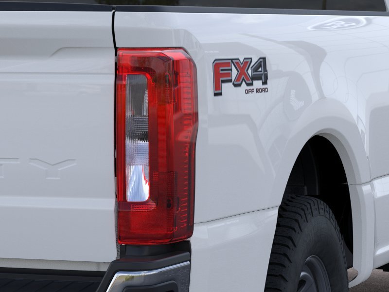 New 2026 Oxford White Ford XL image 22