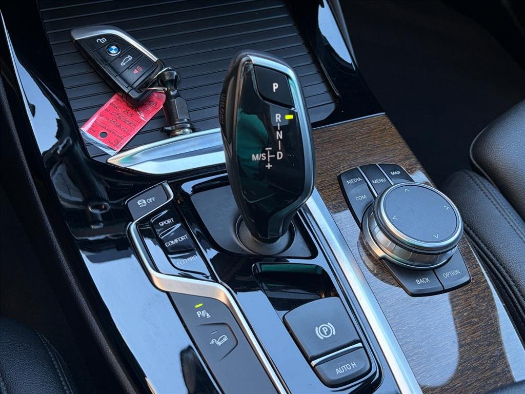 Used 2019 Dark Graphite Metallic BMW xDrive30i image 14