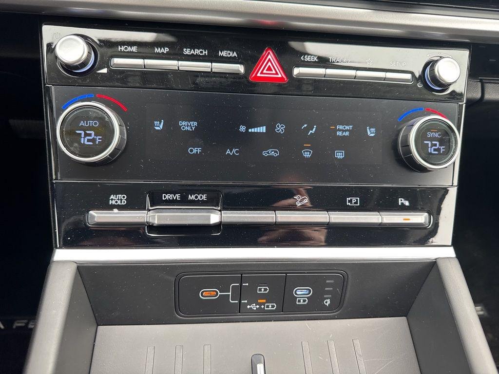 New 2026 White Hyundai SEL image 20