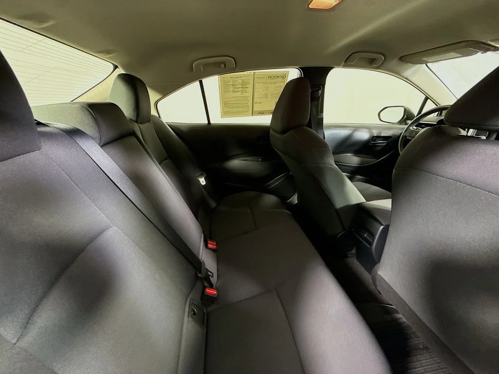 Certified Used 2022 Wind Chill Pearl Toyota LE image 25