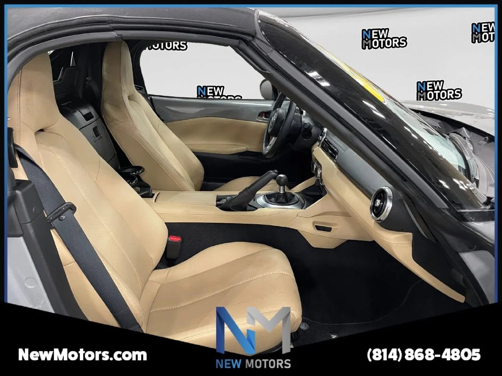 Used 2024 Aero Gray Mazda Grand Touring image 15