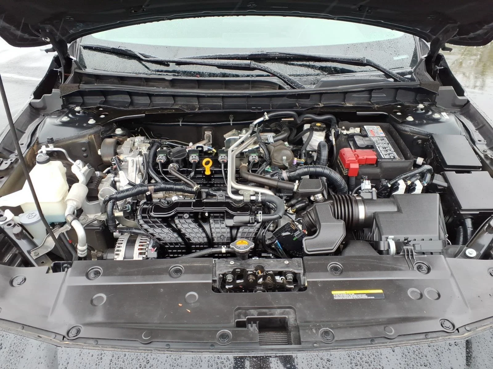 Used 2025 Super Black Nissan SV image 27