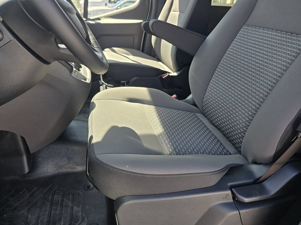 New 2026 Oxford White Ford XLT image 34