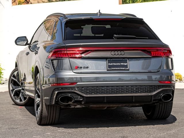Used 2022 Daytona Gray Pearl Effect Audi 4.0T image 9