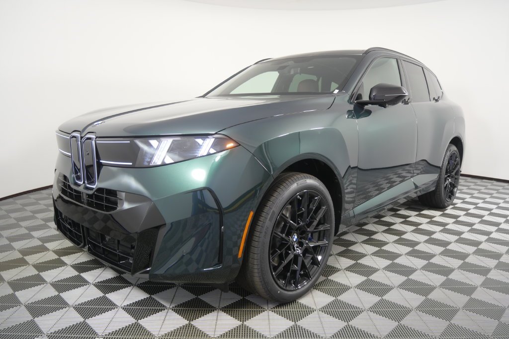 New 2027 Vancouver Green Metallic BMW  image 8