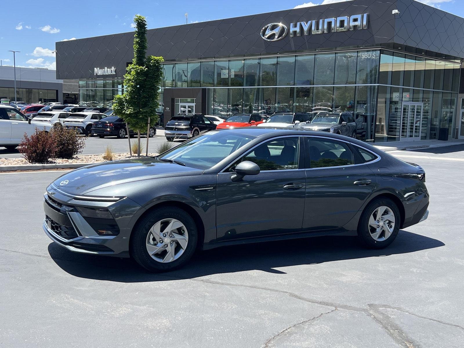 2026 Hyundai Sonata SE's photo