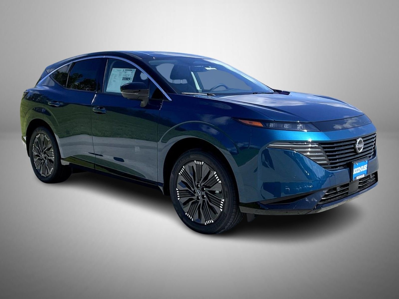 New 2026 Aurora Blue Pearl Metallic / Super Black Two-tone Nissan Platinum image 3