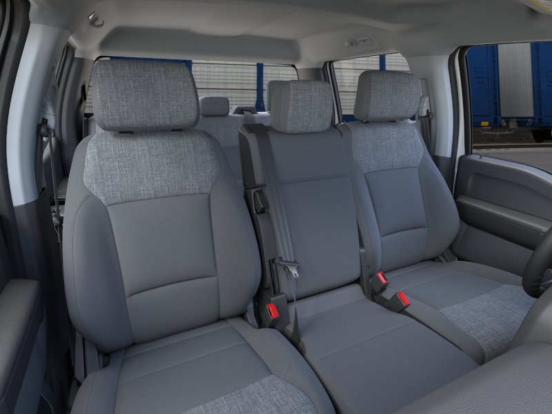 New 2026 Oxford White Ford F-250® XLT image 10