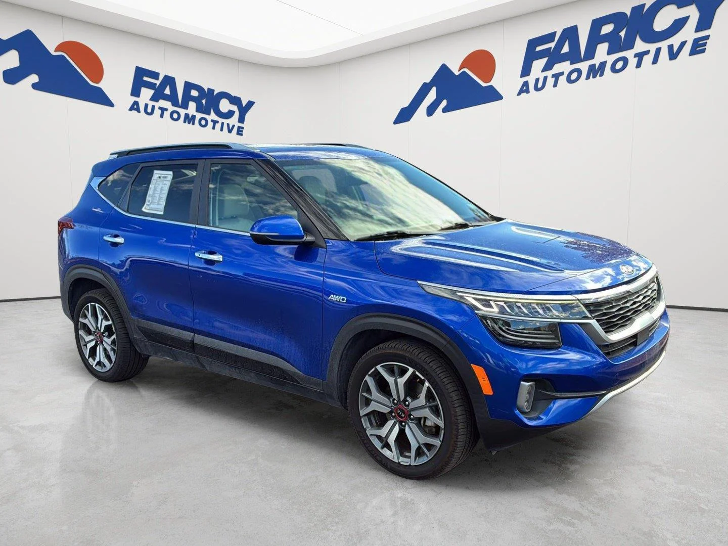 Used 2021 Neptune Blue Kia SX Turbo image 4