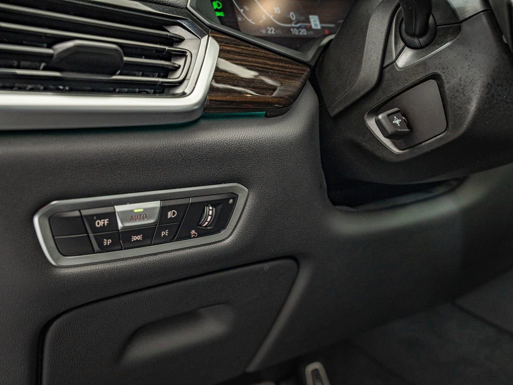 Used 2023 Manhattan Green Metallic BMW xDrive40i image 18