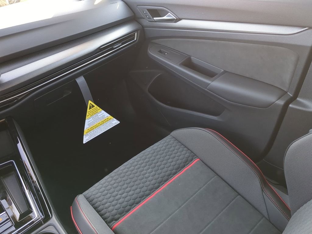 2026 Volkswagen Golf GTI SE - Photo 15