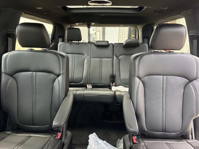New 2026 Bright White Clearcoat Jeep Grand Wagoneer image 7