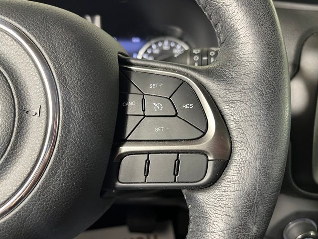 Used 2020 Gray Jeep Limited image 21