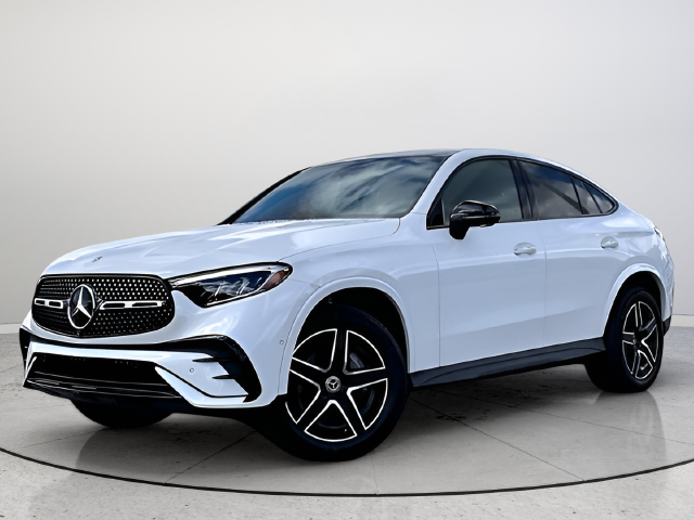 Used 2026  Mercedes-Benz GLC 300 Coupe image 3