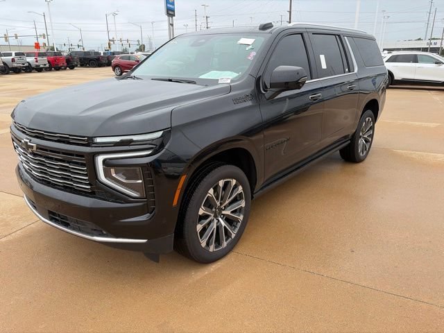 Used 2025 Black Chevrolet High Country image 5