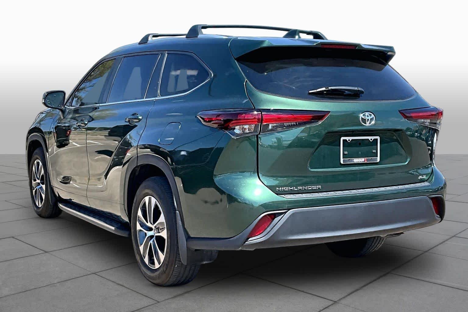 Used 2024 Cypress Toyota XLE image 12