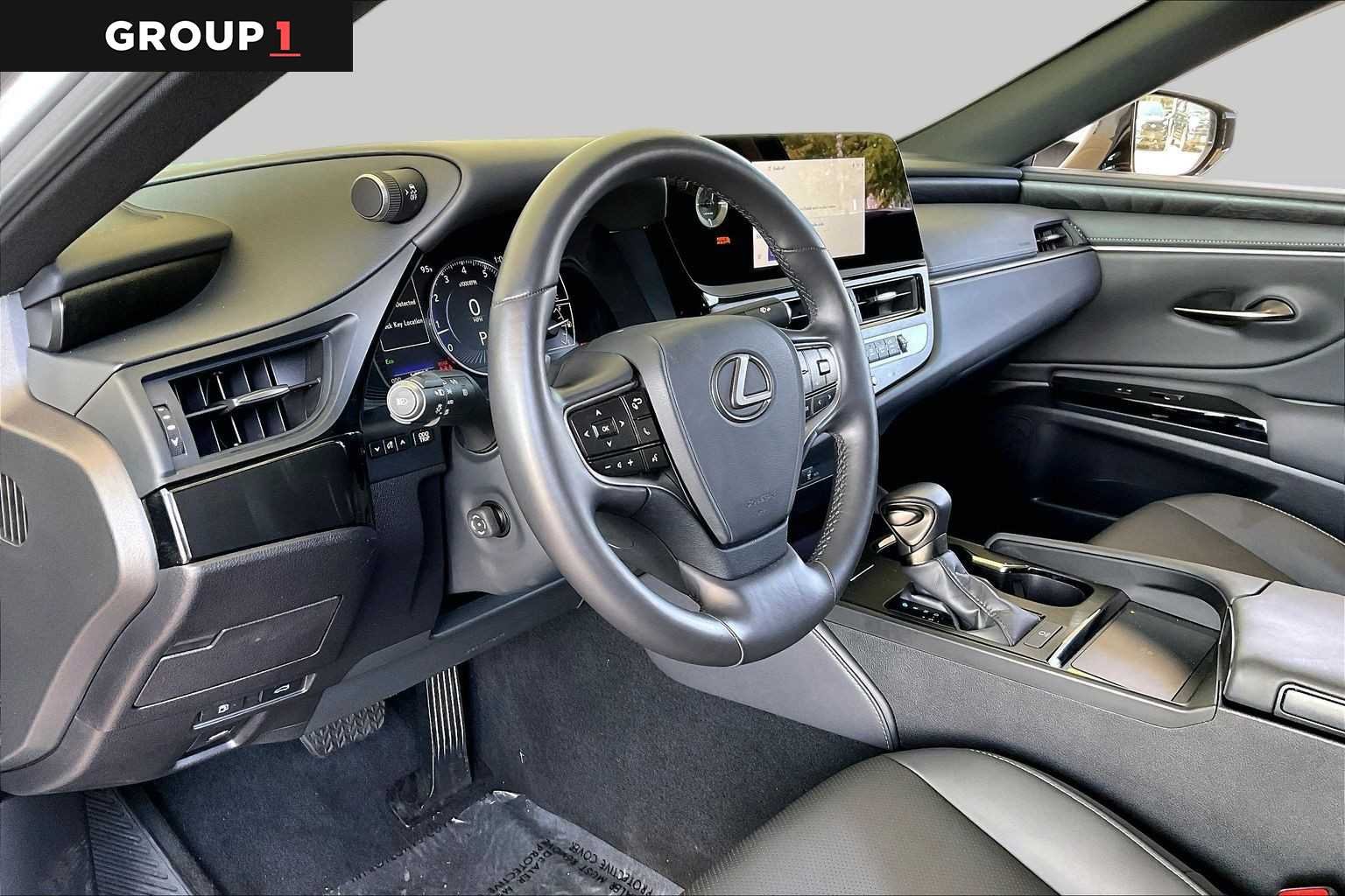 Used 2025 Iridium Lexus  image 15
