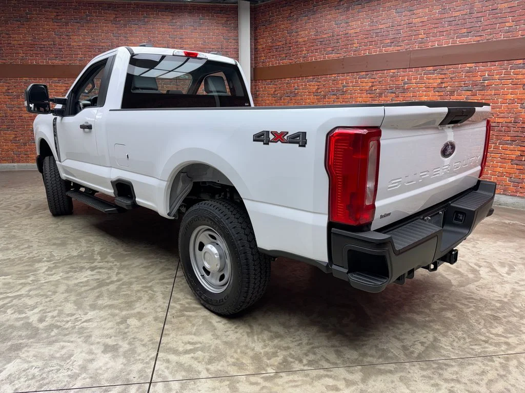 New 2026 Oxford White Ford F-350® XL image 2