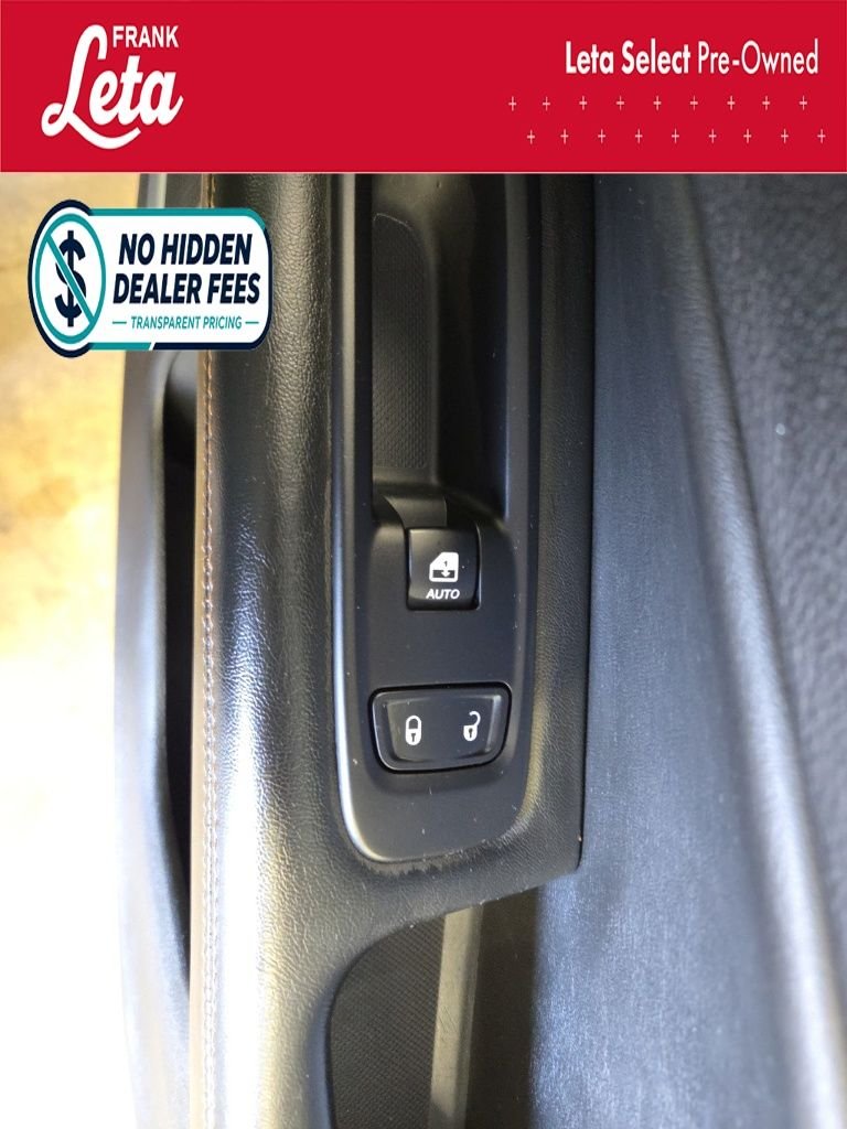 Used 2020 Olive Green Pearlcoat Jeep  image 23