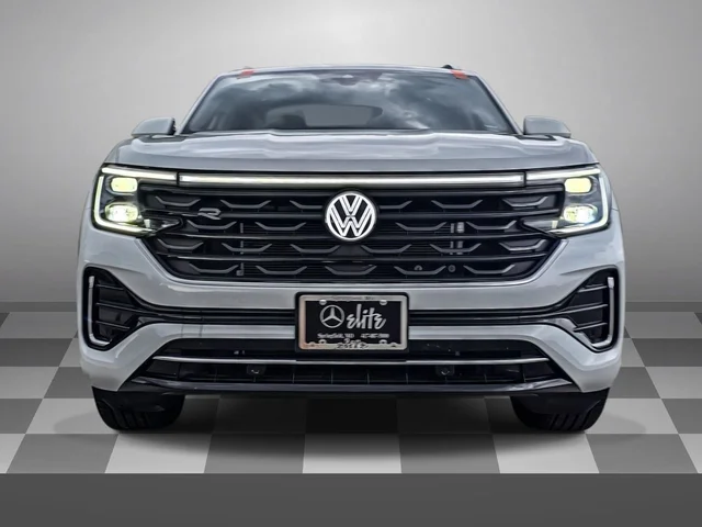 2024 Volkswagen Atlas Cross Sport 2.0T SEL R-Line