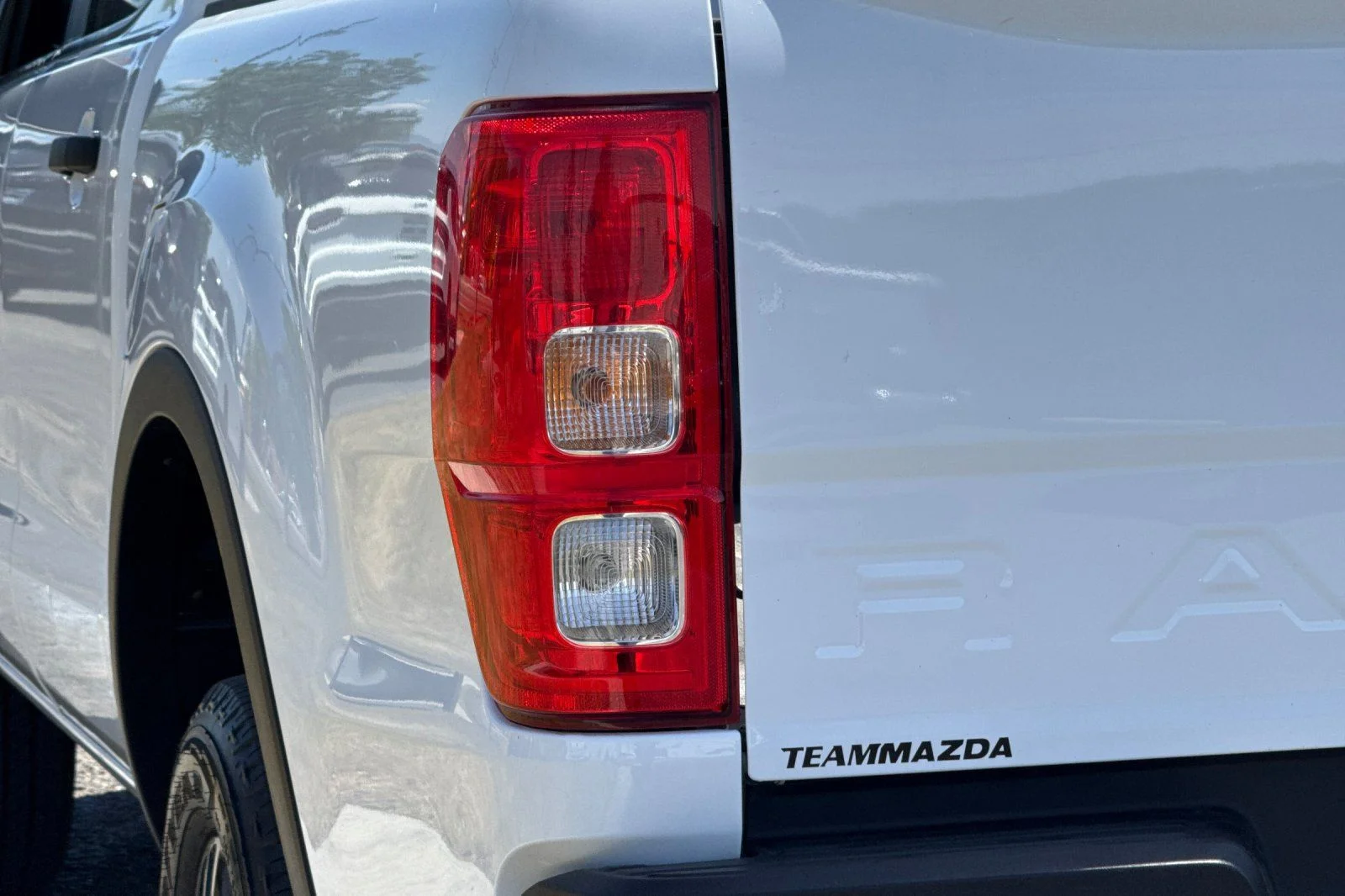 Used 2022 White Ford XL image 22