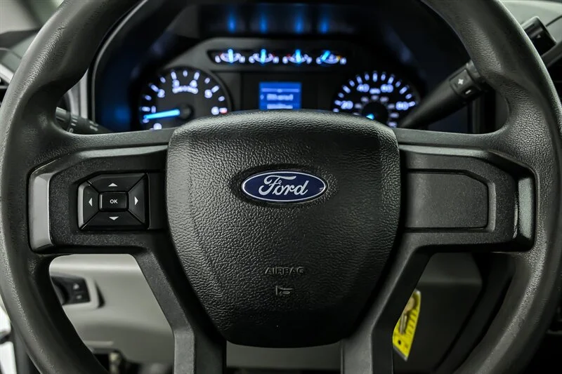 Used 2017 Oxford White Ford XL image 19