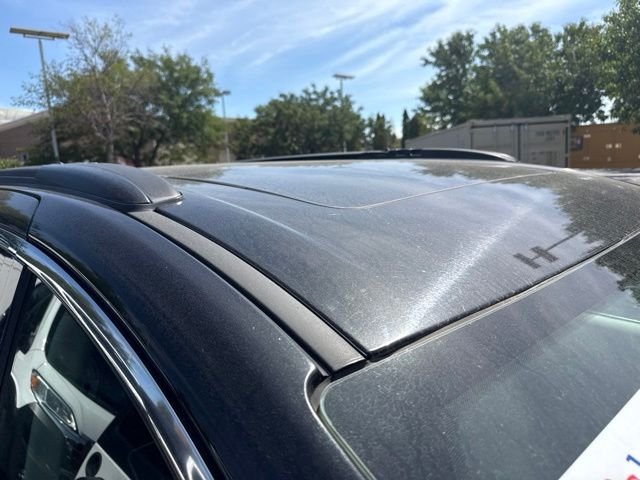 Used 2023 Black Chrysler Limited image 3
