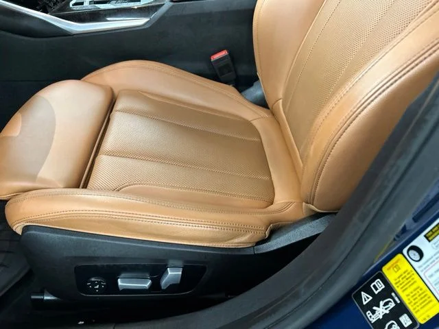 Used 2023 Blue BMW 330i xDrive image 7