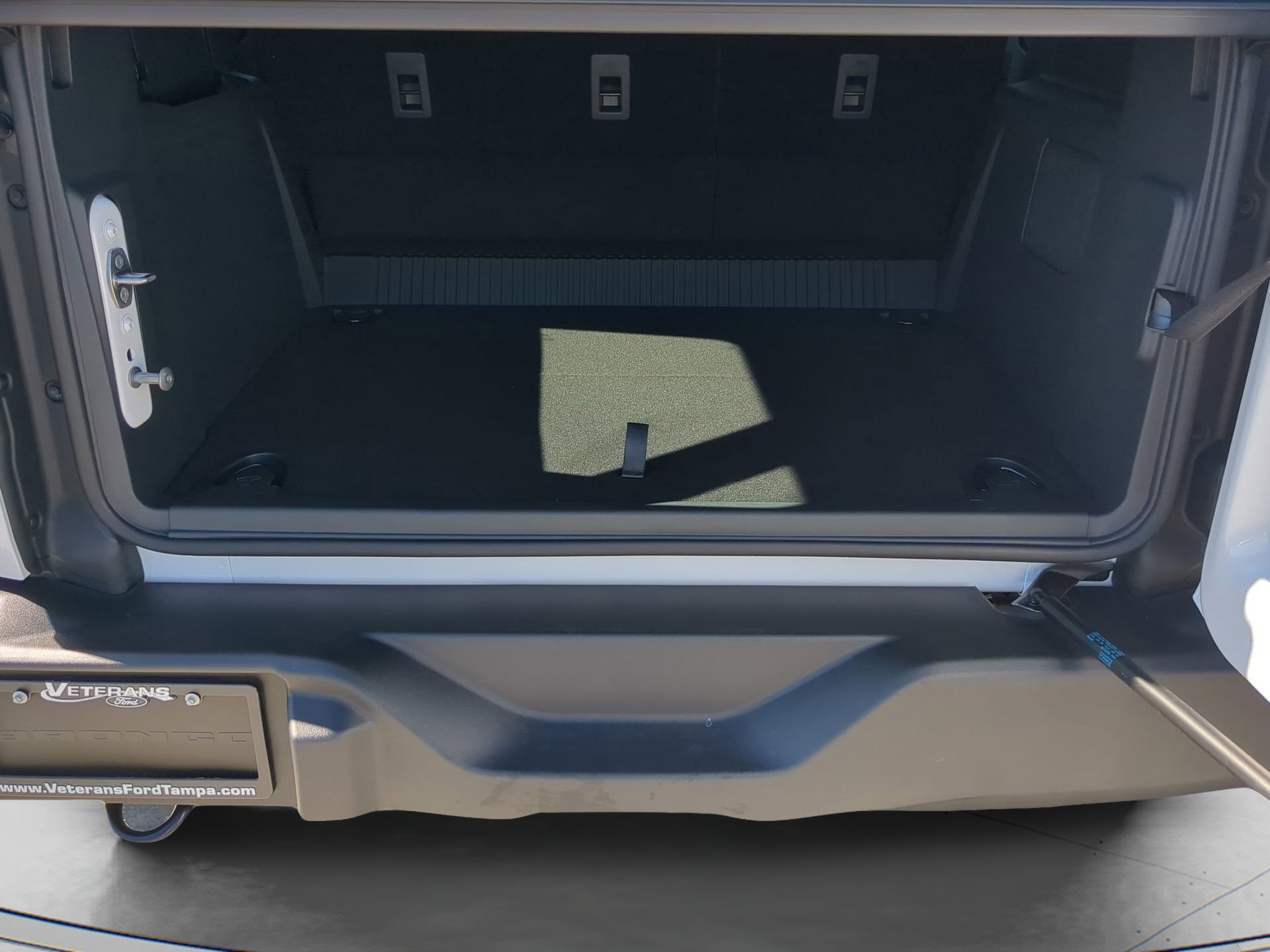 2025 Ford Bronco 4-Door Base - Photo 36