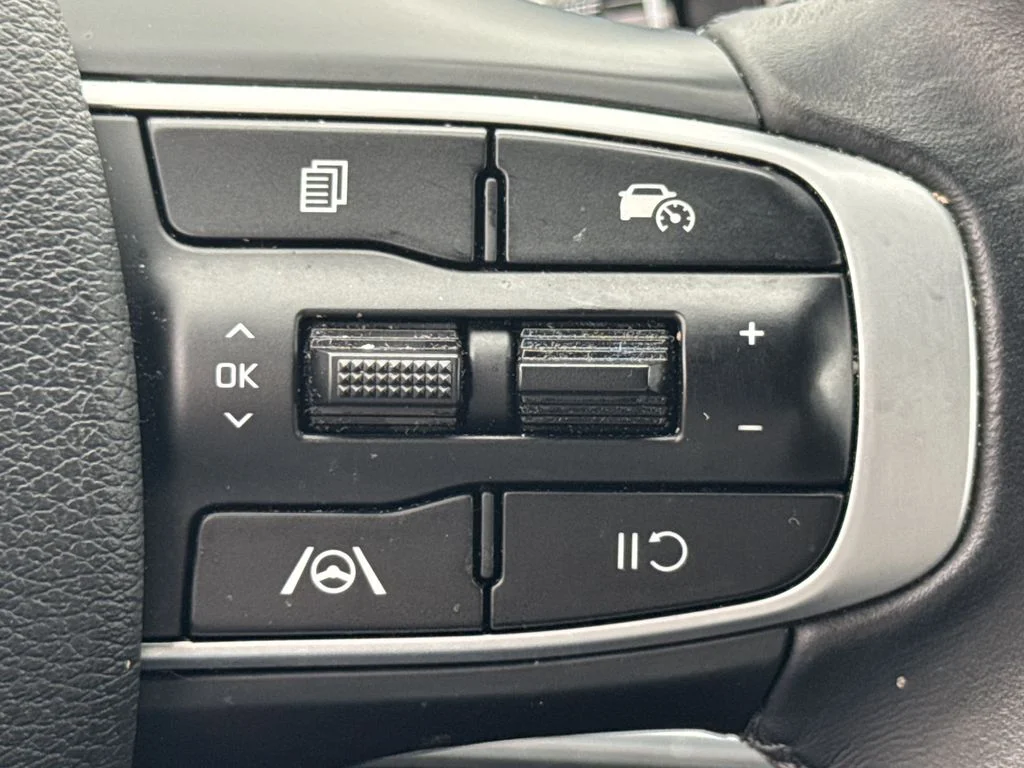 Used 2024 Gray Kia EX image 25