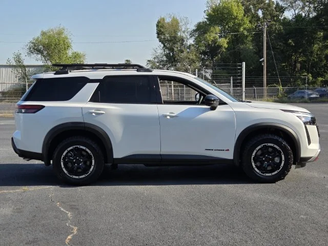 New 2026 Everest White Pearl TriCoat Nissan Rock Creek® image 6