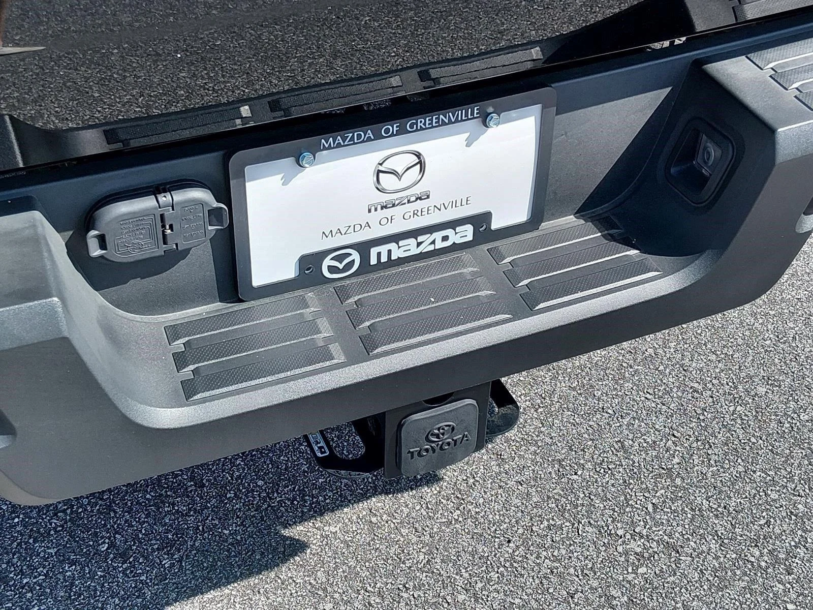 Used 2025 Black Toyota SR image 19