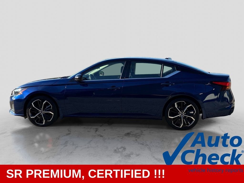 Used 2023 Blue Nissan 2.5 SR image 4