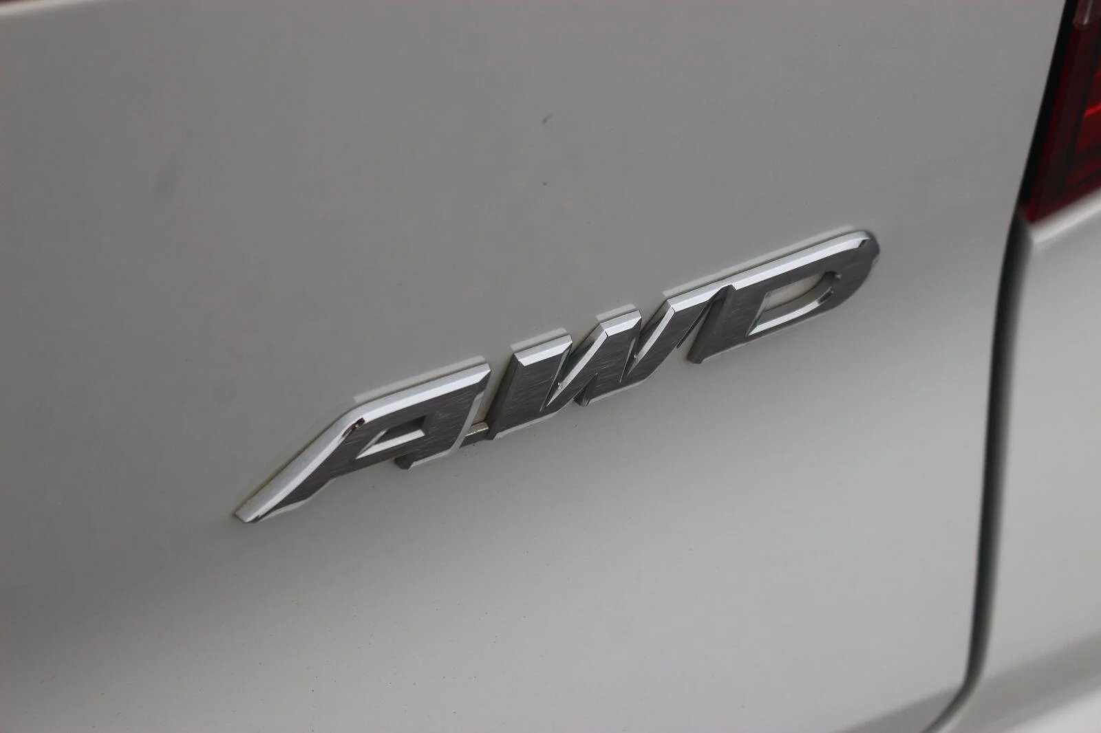 Used 2020 White Honda EX-L image 10