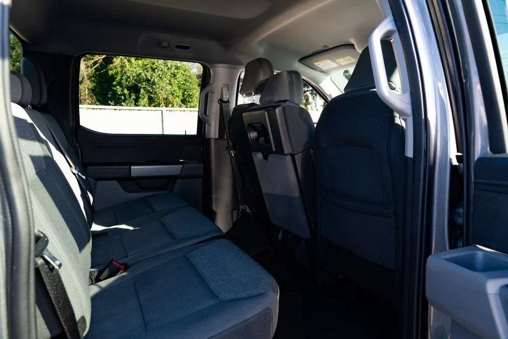 Used 2025 Gray Ford XLT image 21
