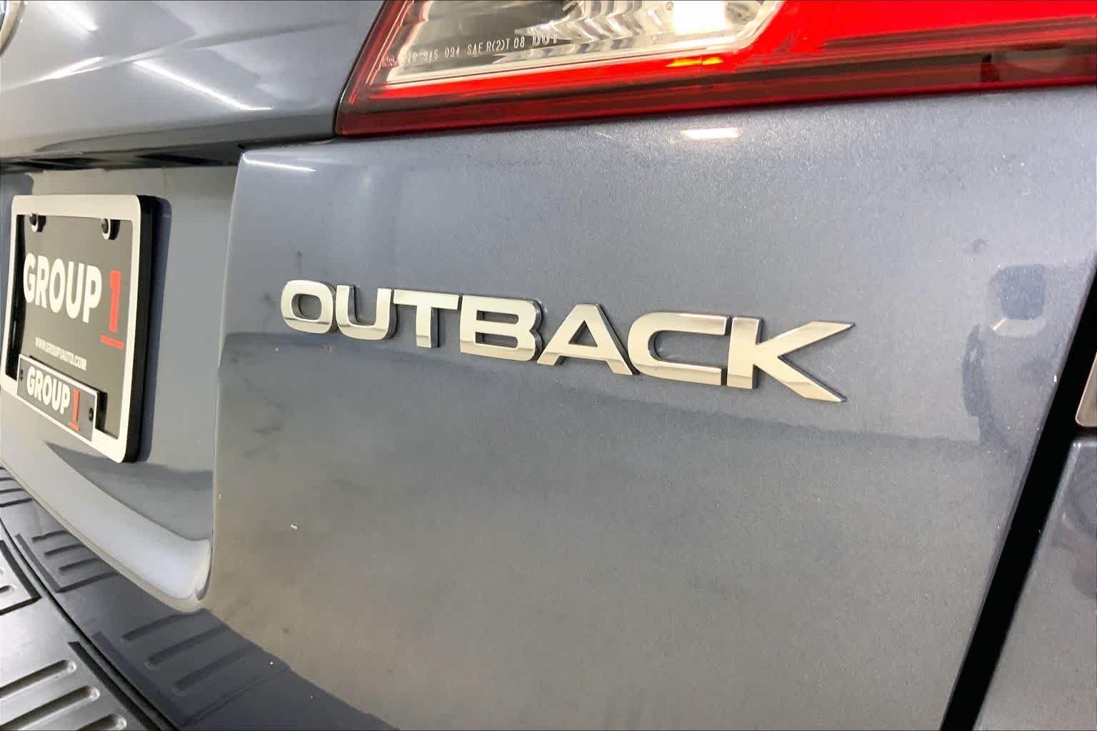 Used 2014 Twilight Blue Metallic Subaru 2.5i Limited image 9