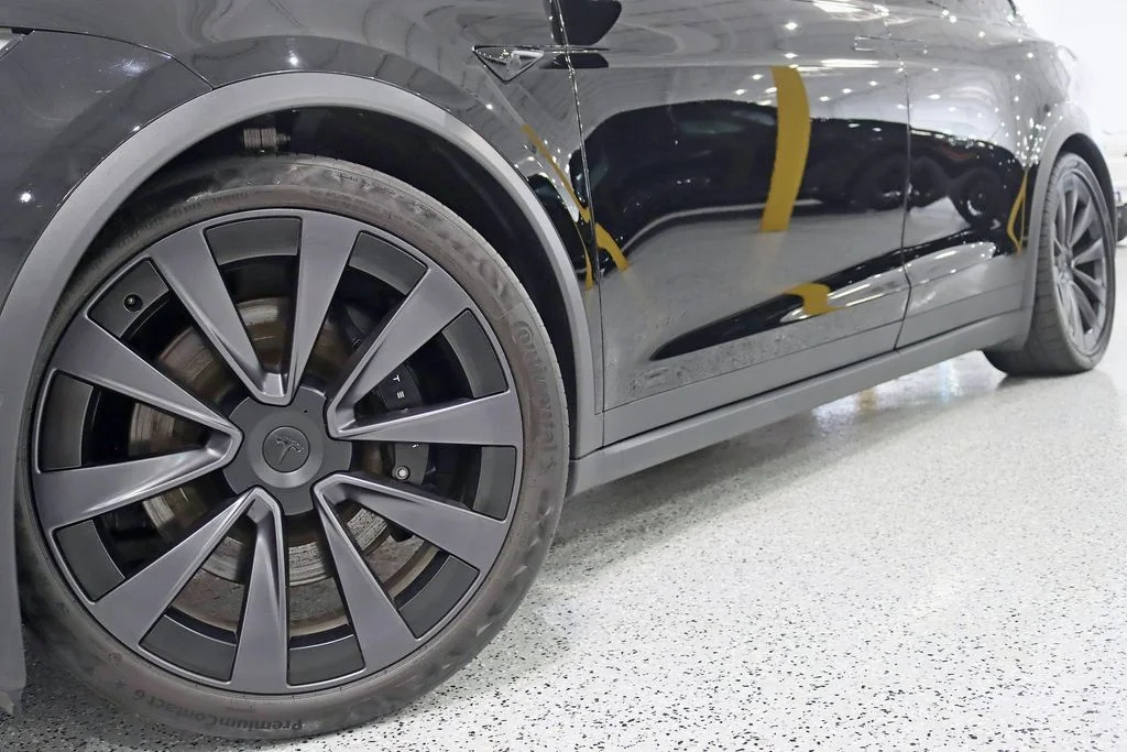 Used 2022 Gray Tesla Plaid image 5