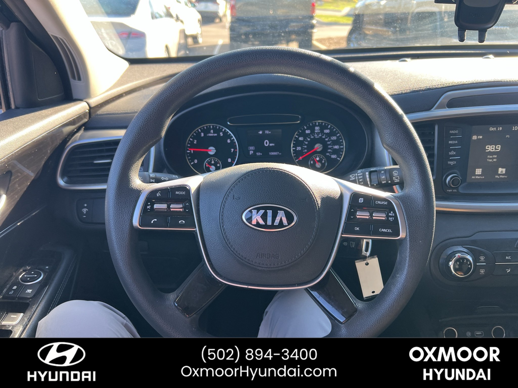 Used 2020 Ebony Black Kia L image 11