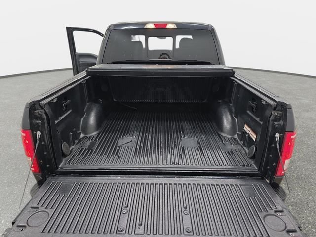 Used 2015 Tuxedo Black Metallic Ford XLT image 33