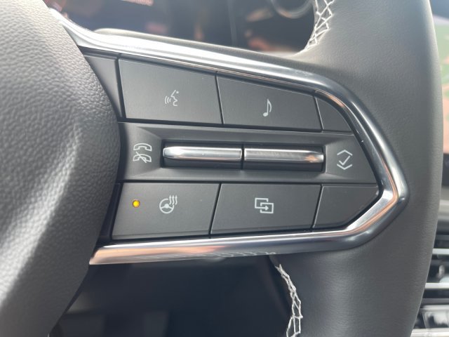 2027 Chevrolet Traverse LT - Photo 22