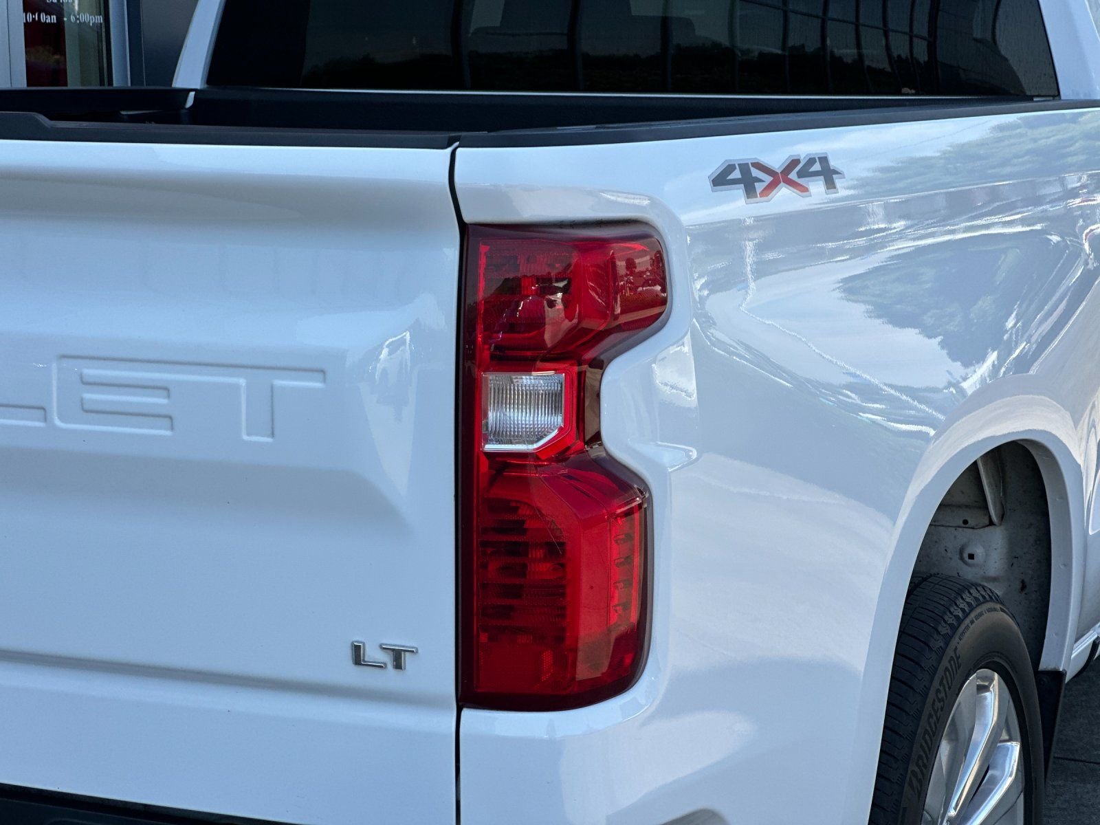 Used 2020 Summit White Chevrolet LT image 23