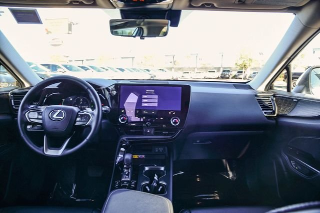 2026 Lexus NX 450h+ Luxury - Photo 16