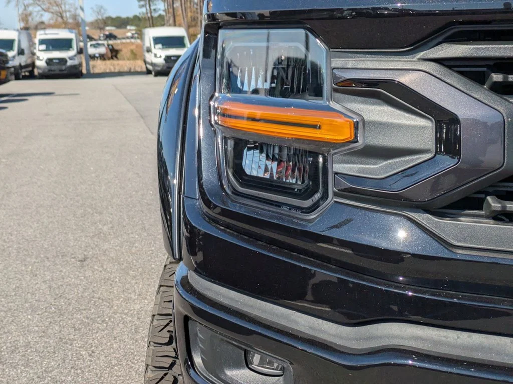 New 2026 Agate Black Metallic Ford XLT image 9